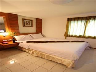 Pk Mansion Aparthotel Phuket Bagian luar foto