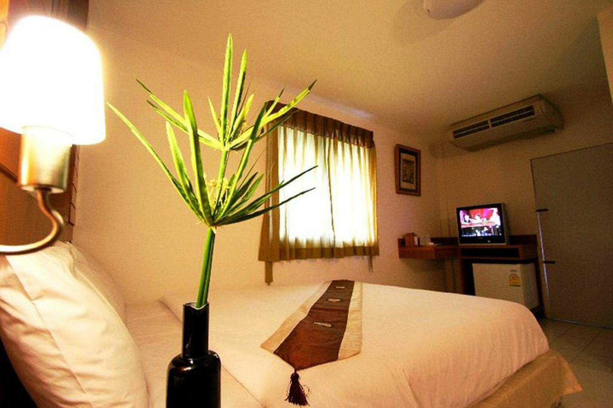 Pk Mansion Aparthotel Phuket Bagian luar foto